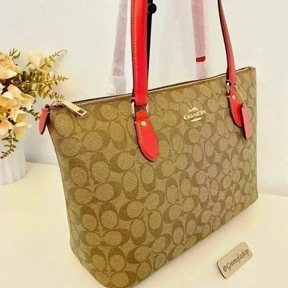 Coach Purse Gallery Tote In Signature Canvas - Picture 3 of 9